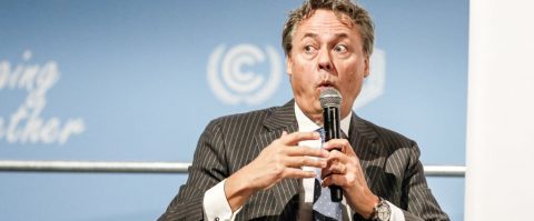 Ralph Hamers voorlopig niet gestraft in witwaszaak – Tata Steel belooft verduurzaming
