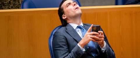 Thierry Baudet stopt als lijsttrekker FvD – Moody’s verwacht daling huizenprijzen