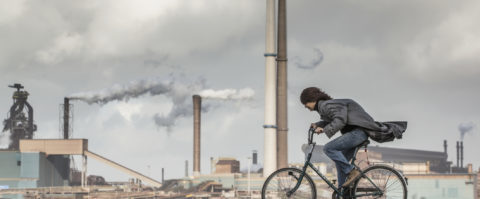 Tata Steel overtreedt weer milieuregels – Volvo geeft mannen half jaar geboorteverlof