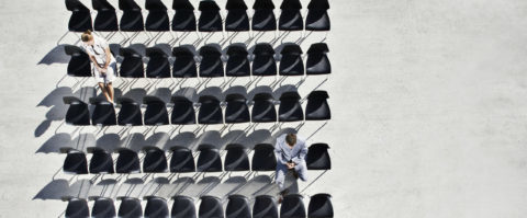 Efficiëntere en flexibelere teams: het zorgt voor eenzaamheid bij werknemers