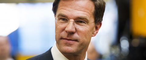 Rutte ziet kansen voor bedrijven na code rood voor klimaat – PostNL breidt bezorgcapaciteit uit