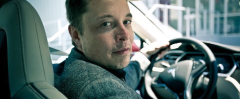 Tesla stopt met assemblage Tilburg – Hoekstra hoeft niet weg als CDA-leider